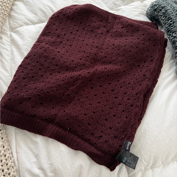 Stylish Knit Scarf Collection - Assorted Colors - Picture 5 of 11